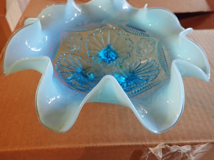BLUE GLASS FOOTED RUFFLE BOWL