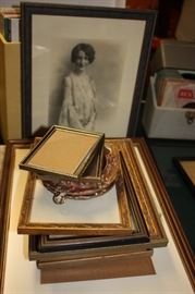 Sweet vintage frames