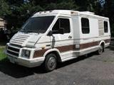 1985 Winnie LeSharo Camper