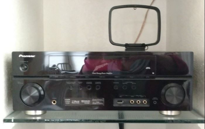 Pioneer stereo equipment 