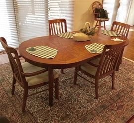 DREXEL DINING SET WITH BUFFET/SIDEBOARD.
