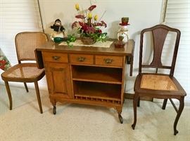 BEAUTIFUL SERVING CART/TABLE