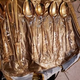 gold stainless flatware