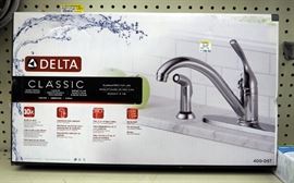 Delta Classic Single Handle Kitchen Faucet, New In Box