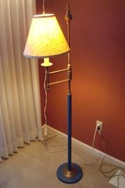 Floor lamp