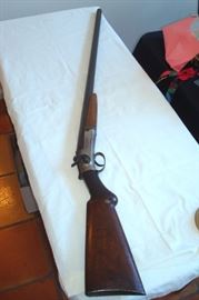 Other side antique Forhand & Wadsworth shotgun.