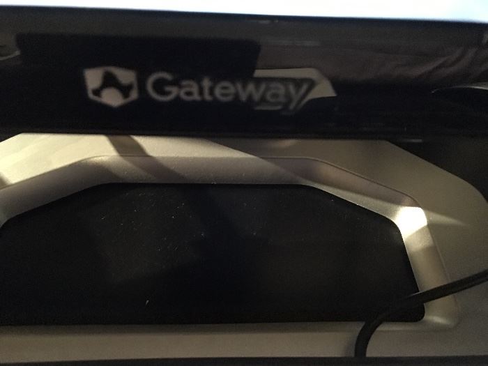 Gateway Monitor w/speakers, Micros keyboard, Epson Scanner v500 Photo, HP Pavilion tower, (windows 7)