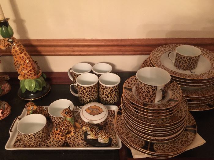Rare Lynn Chase dishes and serving pieces