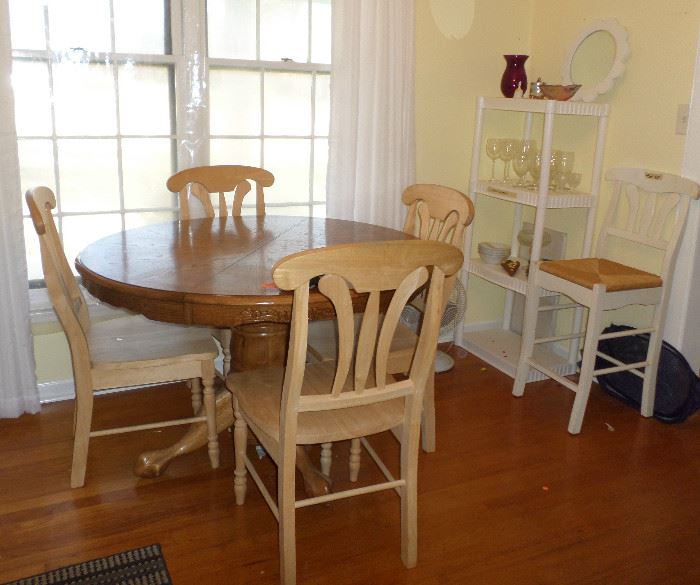 dining table & 4 chairs, bar stool