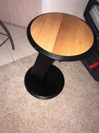 SMALL SIDE TABLE