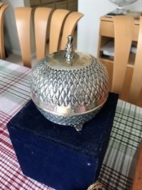 SILVER LIDDED BOX