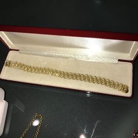 10K SOLID GOLD BRACELET