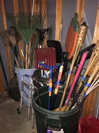 YARD AND GARDEN TOOLS