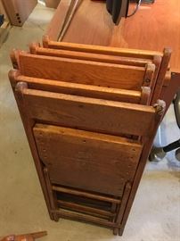 15 VINTAGE SNYDER CHAIR COMPANY WOODEN FOLDING CHAIRS