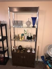 WOOD AND GLASS DISPLAY SHELF