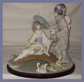 Large & Excellent Lladro "Springtime in Japan" #1445,  with Original Box 