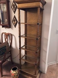 Standing pier 22 w x 71 ht