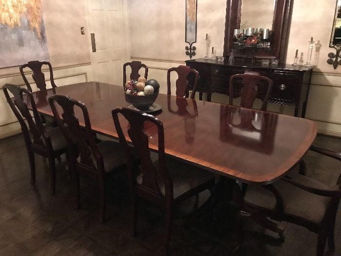 Henredon Table and Chairs 