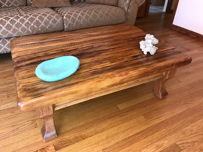 Close up of Royal Gorge Coffee table