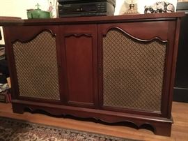 Vintage Stereo Console Record Player