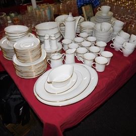 Noritake China Golden Cove pattern 7719