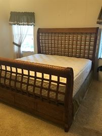 King bed with Clean mattress 