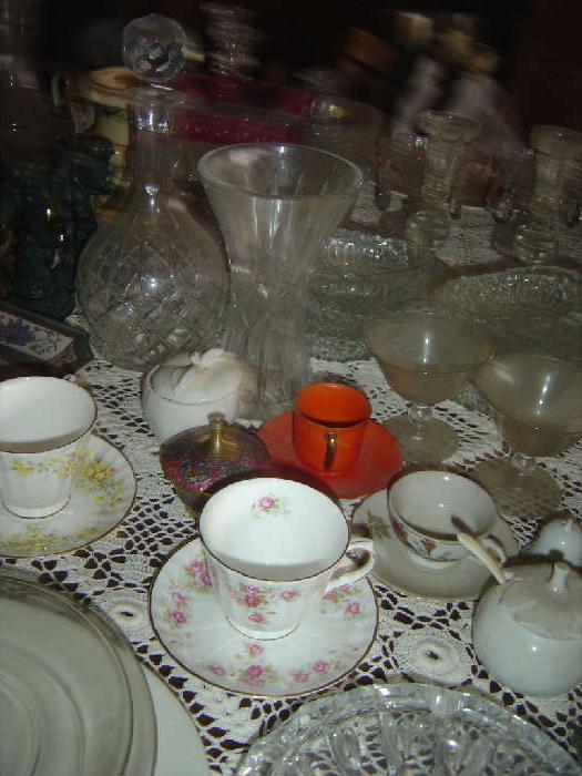Tons cup and saucer sets, More glass