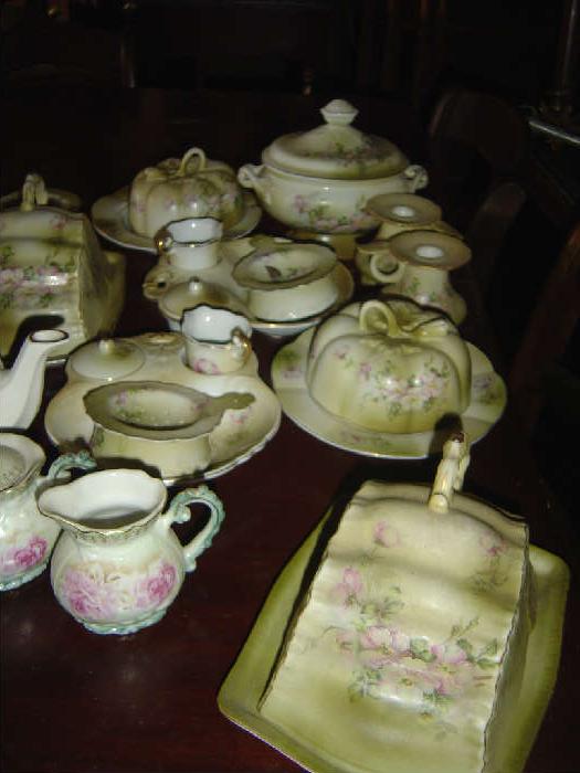 Reproduction Nippon Cheese Dishes and Tea Bag poseys
