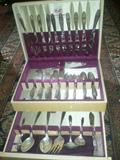 International "Prelude" (77 pieces)
