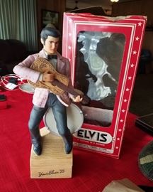Elvis decanter - plays music