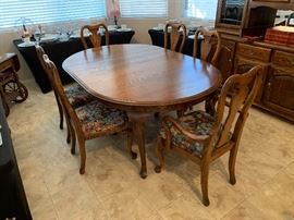 Carved Oak Dining Table w/6 Chair Dimensions: (HxWxD in) 30.5x48x72 or 48in