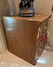Oak 2-Drawer File Cabinet Dimensions: (HxWxD in) 30x19x25.5in