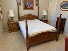 American Heirloom Queen Oak Poster Bed Tempurpedic Memory Foam Cloud Supreme Mattress Dimensions: (HxWxD in) 65x63x86in