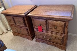 2 American Heirloom Oak Nightstands PAIR Dimensions: (HxWxD in) 25.5x25x17.5in