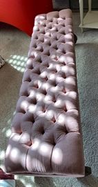 Tufted Bedroom Bench Dimensions: (HxWxD in) 17X60X16in