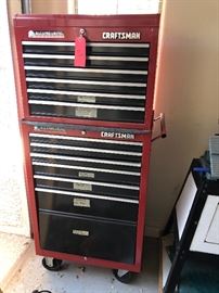 Craftsman Combo Ball bearing tool chest Dimensions: (HxWxD in) 61x29x18in