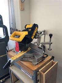 DeWalt 12in Double Bevel Sliding Compound Miter Saw DW708 Dimensions: (HxWxD in) 59x35x42in