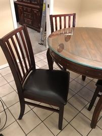 Jofran Furniture Dining Table w/ 4 Chairs Dimensions: 	30.5in H x 42in Dia