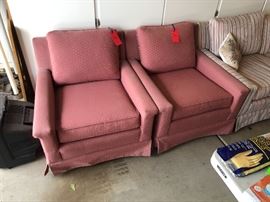 1970s Vintage  Arm Chair Dimensions: (HxWxD in)	29x31x34in 