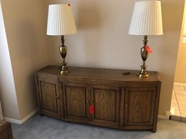 Thomasville Vintage Walnut Sideboard/Buffet Dimensions: (HxWxD in) 29.5x70x19.5in