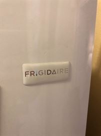 Frigidaire 13.8 cu Upright Freezer  FFFU14F2QWJ	