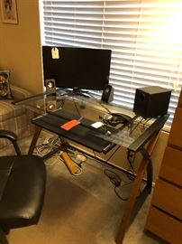 Contemporary Glass/Wood Desk Dimensions: (HxWxD in)	39x29.5x24in