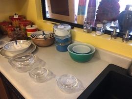 3 Pyrex casserole Snowflake Galand Cinderella Set