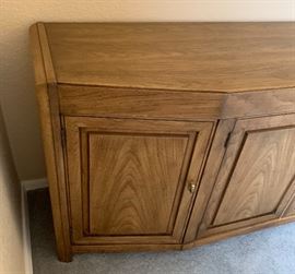 Thomasville Vintage Walnut Sideboard/Buffet