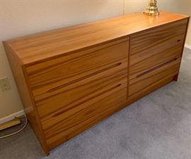 Teak 6-Drawer Dresser 28x58.5x16in