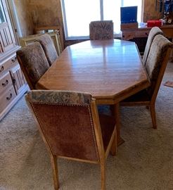 Oak Dining Room Table w/ 6 Chairs 30x44x79in (or 61in or 43in) HxWxD