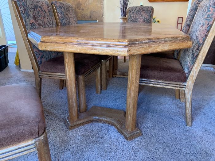 Oak Dining Room Table w/ 6 Chairs 30x44x79in (or 61in or 43in) HxWxD