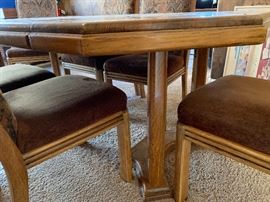 Oak Dining Room Table w/ 6 Chairs	30x44x79in (or 61in or 43in)	HxWxD