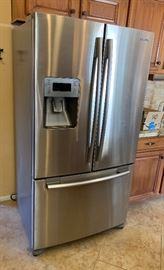 Samsung 25.5 cu. Ft. French Door Refrigerator RF267ABRS Stainless Steel 70x36x35in HxWxD