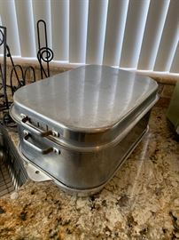 Wear-Ever Aluminum Roaster
